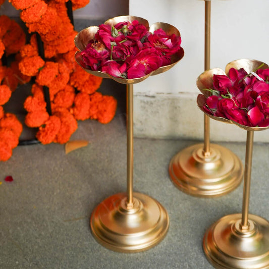 Mini Scallop Floral Diya Urli with Stand