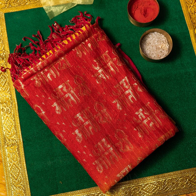 Elegant Mata Pooja Chunri