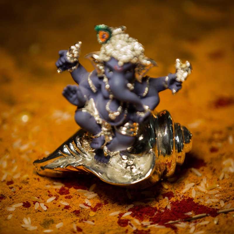 Blue & Silver Ganesh Statue on Shankh