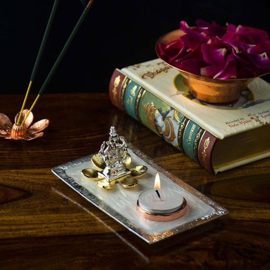 Solitude Ganesha Tealight Showpiece