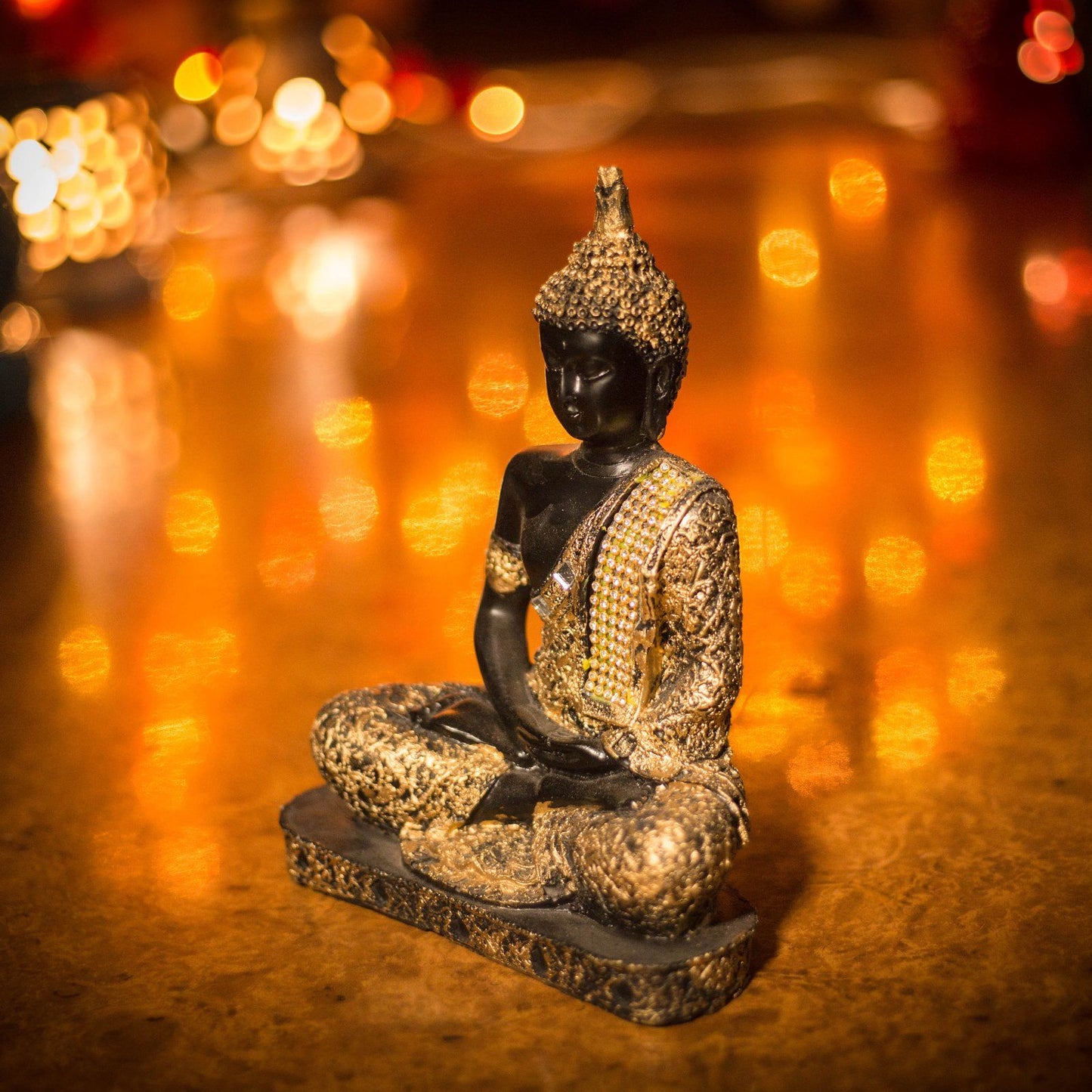 Handcrafted Meditating Sitting Buddha Idol for Living Room