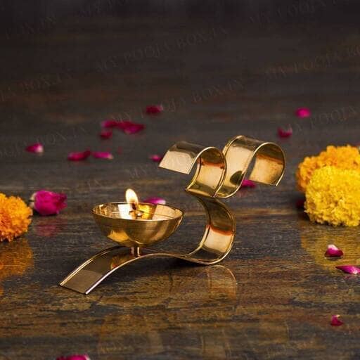 Decorative Diyas for Diwali 2021