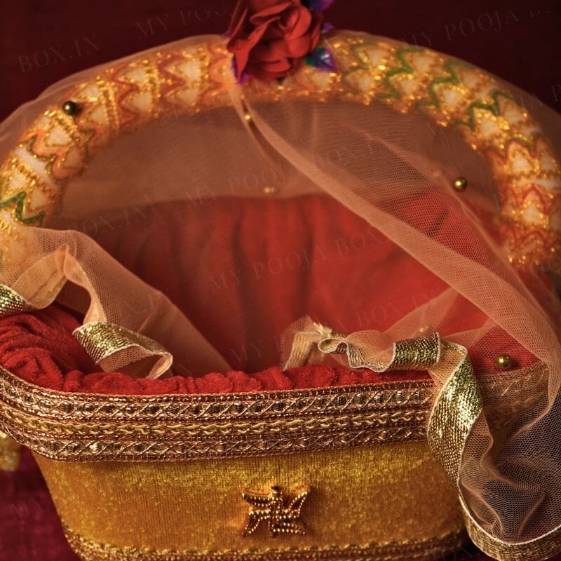 Laddu Gopal Ji Travel Basket