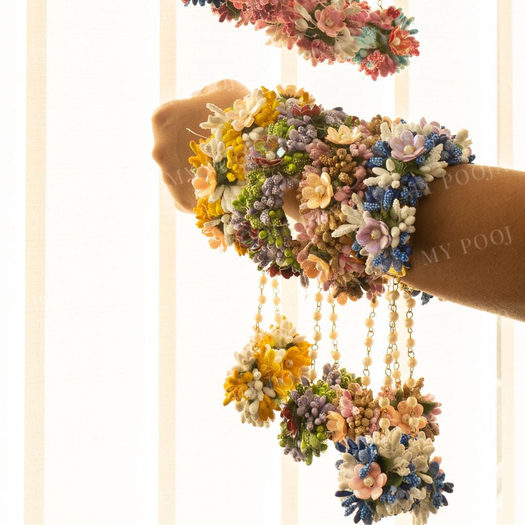 Floral Yellow White Haath Phool Bracelet & Maang Tikka Set