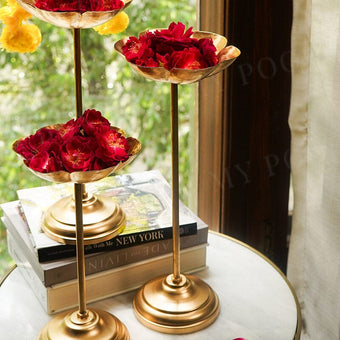 Mini Scallop Floral Diya Urli with Stand