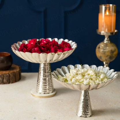 Lustrous Bowl Urli / Platter On Stand (Set of 2)