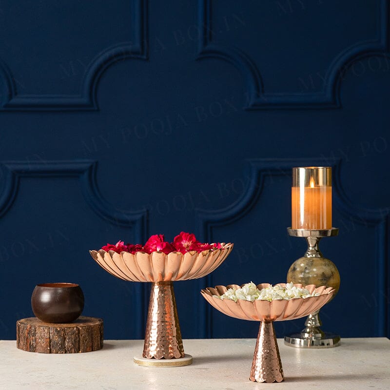 Lustrous Bowl Urli / Platter On Stand (Set of 2)