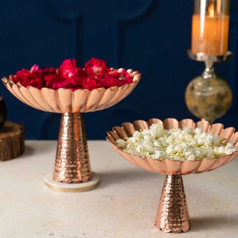 Lustrous Bowl Urli / Platter On Stand (Set of 2)