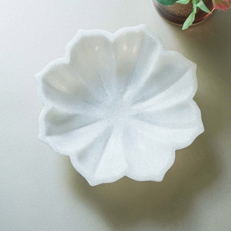 Marble Flower Urli