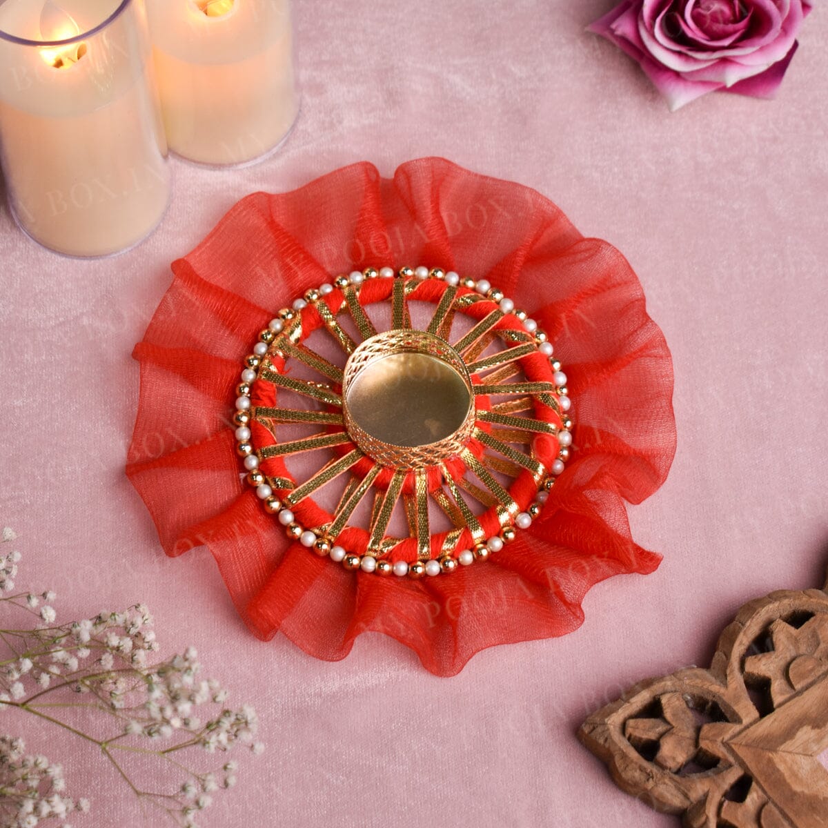 Red Daisy Decorative T-light Holder