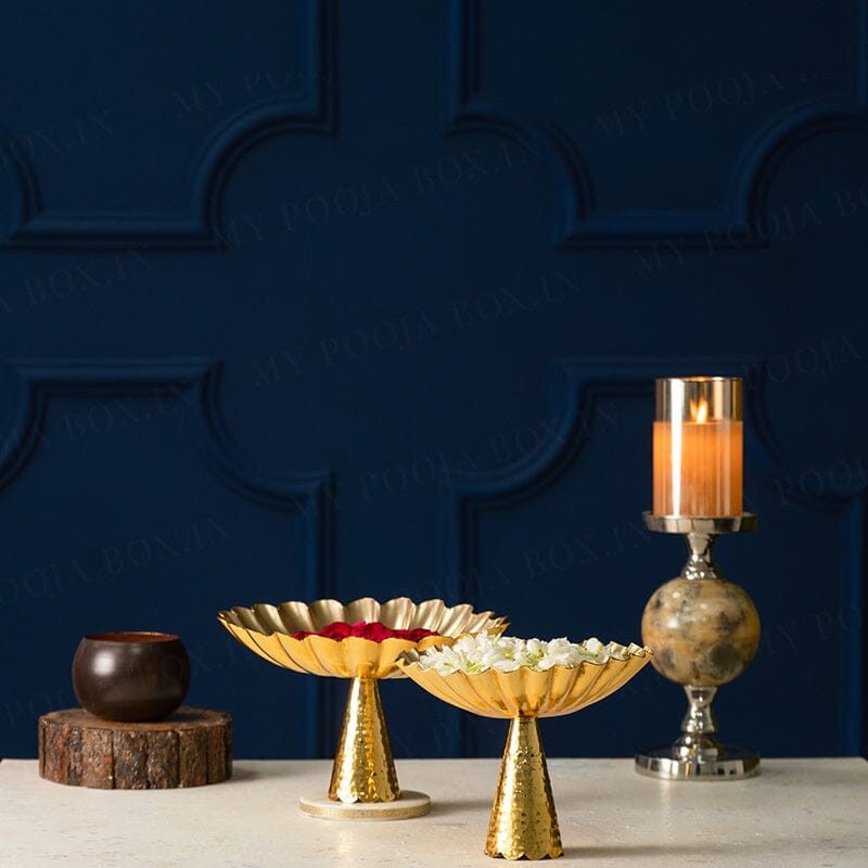 Lustrous Bowl Urli / Platter On Stand (Set of 2)