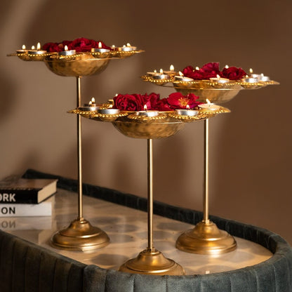 Aesthetic Floral Diya Urli With Stand
