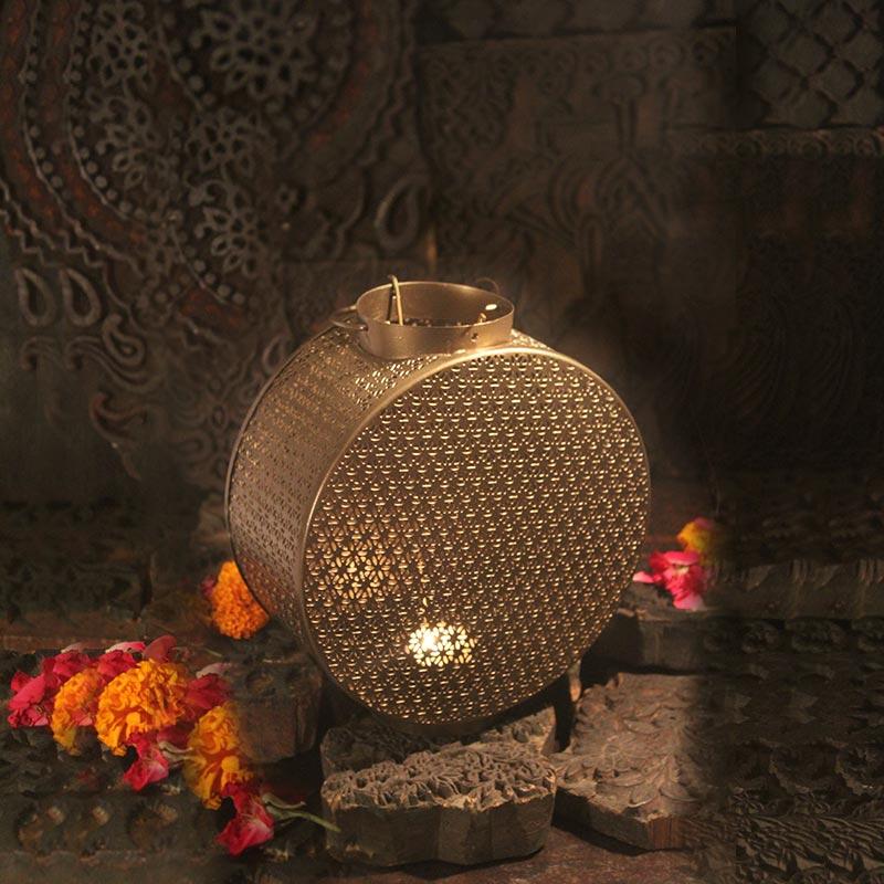 Antique Golden Table Tealight Holder