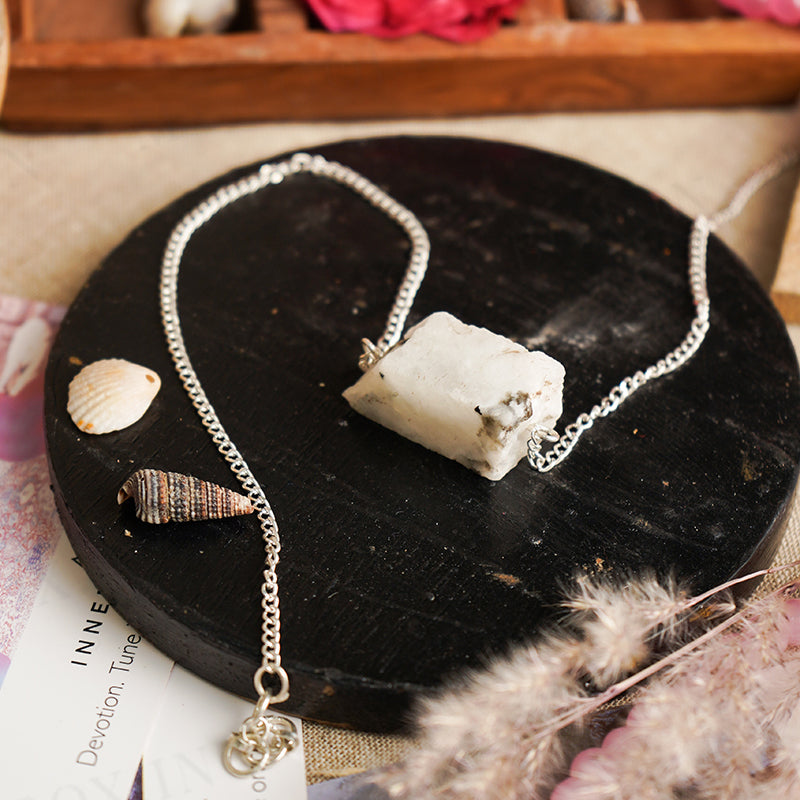 M-Knotted Crystal Resin Necklace – Horn Pendant With Chinese Crystal, Brown Beaded Design (16.5")