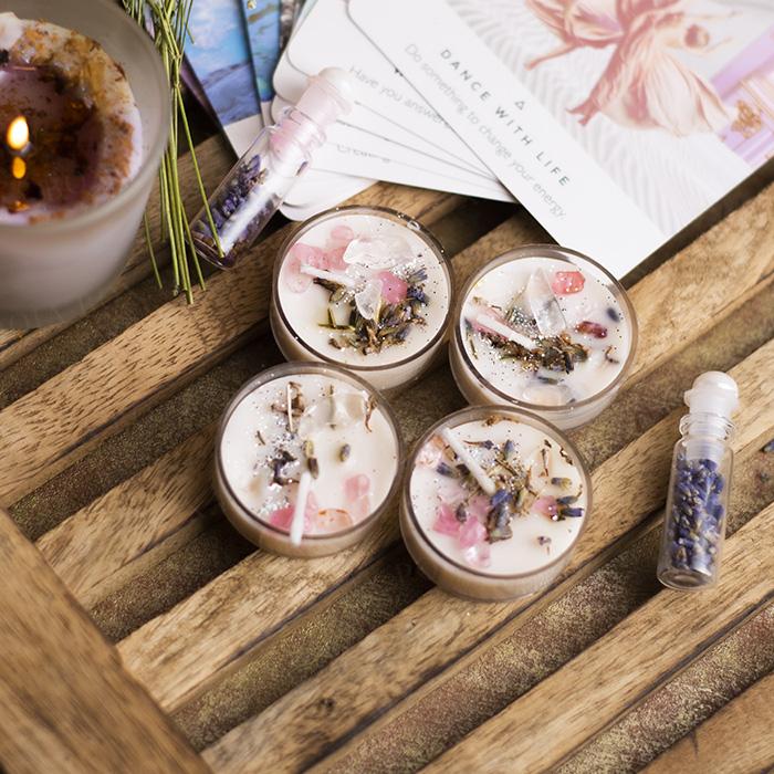 Rose Quartz & Amethyst Vanilla Crystal Aromatherapy Candles (Set of 4)