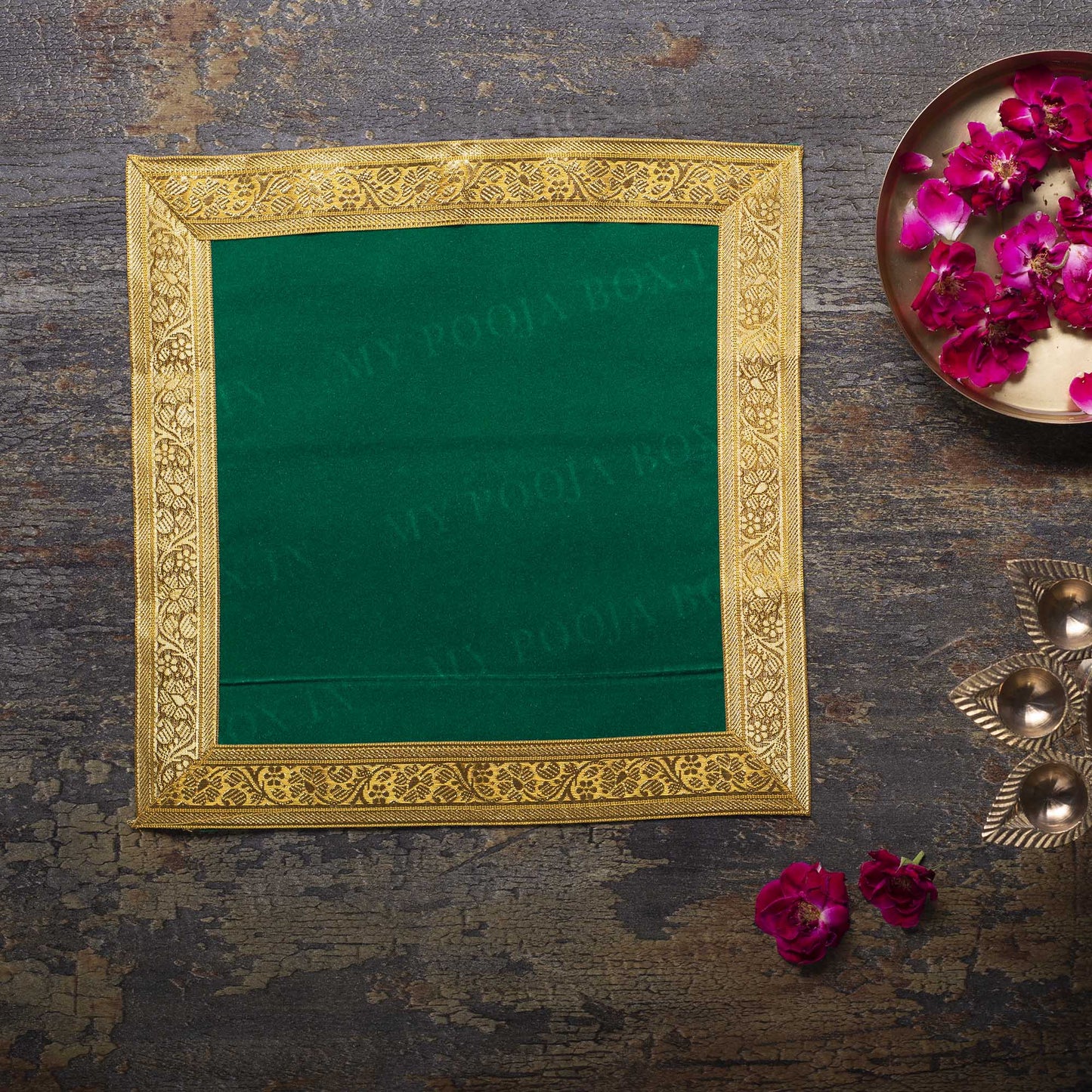 30x30 PUJA AASAN (GREEN)