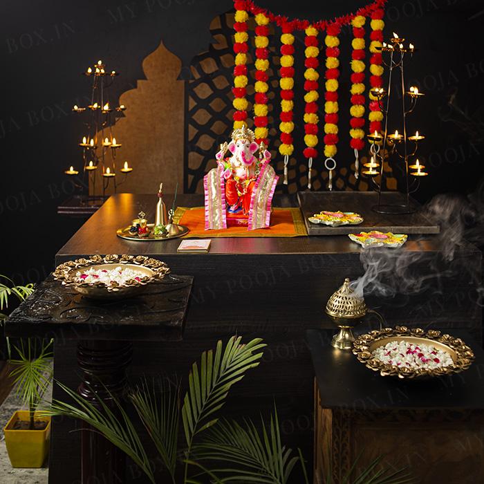 Lalbaug Raja Ganpati Decoration Hamper
