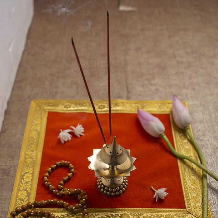 Hancrafted Brass Agarbatti Holder