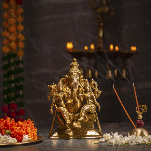 Antique Brass Vinayakaya with Rddhi Siddhi