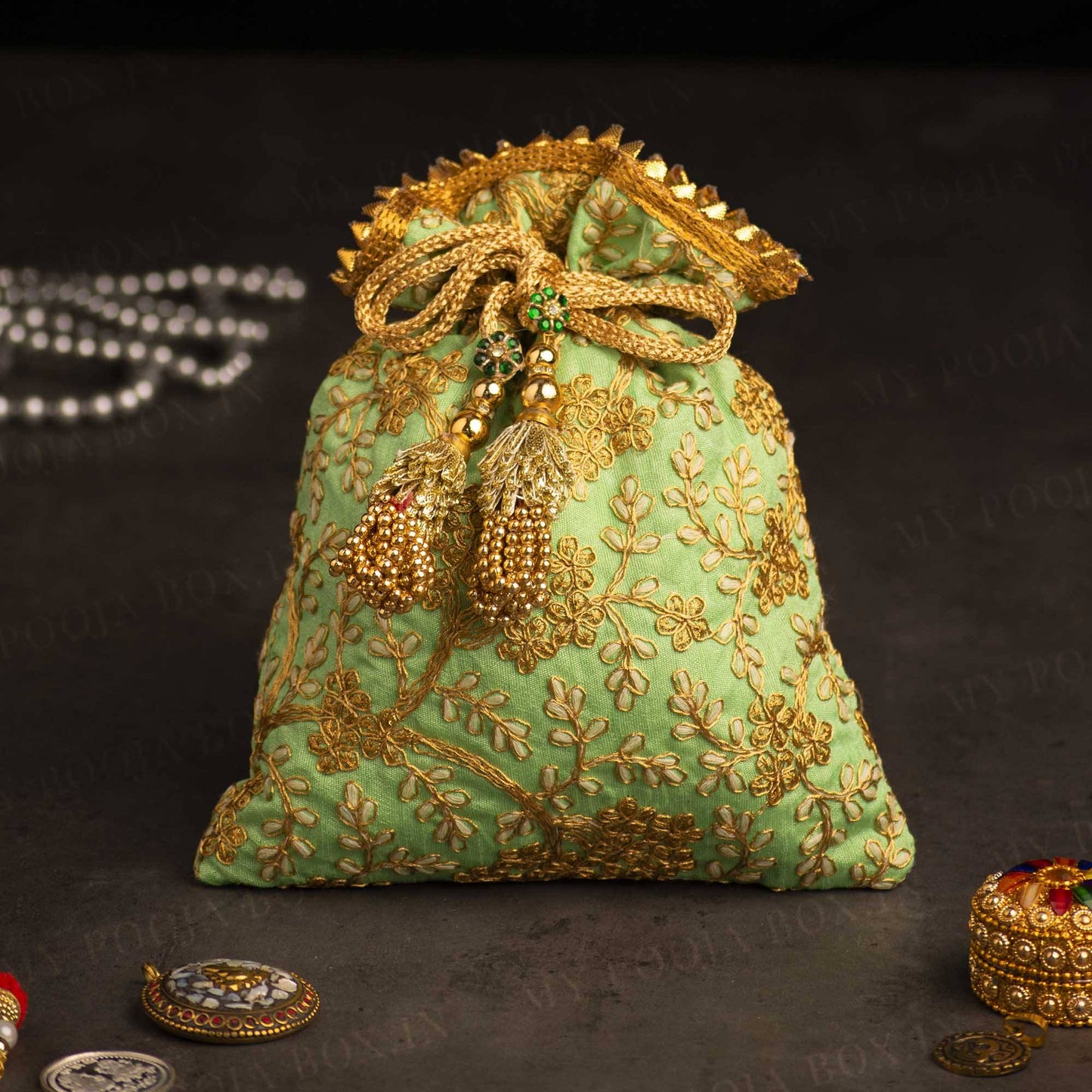 Puja Celebrations - Korai Mat Bag Potli Batwa Shop online:  https://www.pujacelebrations.com/korai-mat-bag-potli-batwa-2358.html Call @  +91- 9344902485 / 9087270009 Subscribe to our YouTube channel :  https://www.youtube.com/@pujacelebrations7014 ...