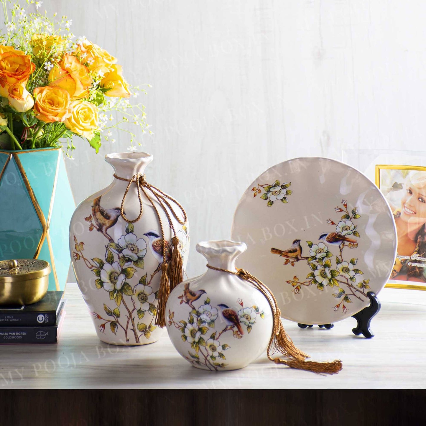 Ceramic White Vase and Plate Table Top Decor