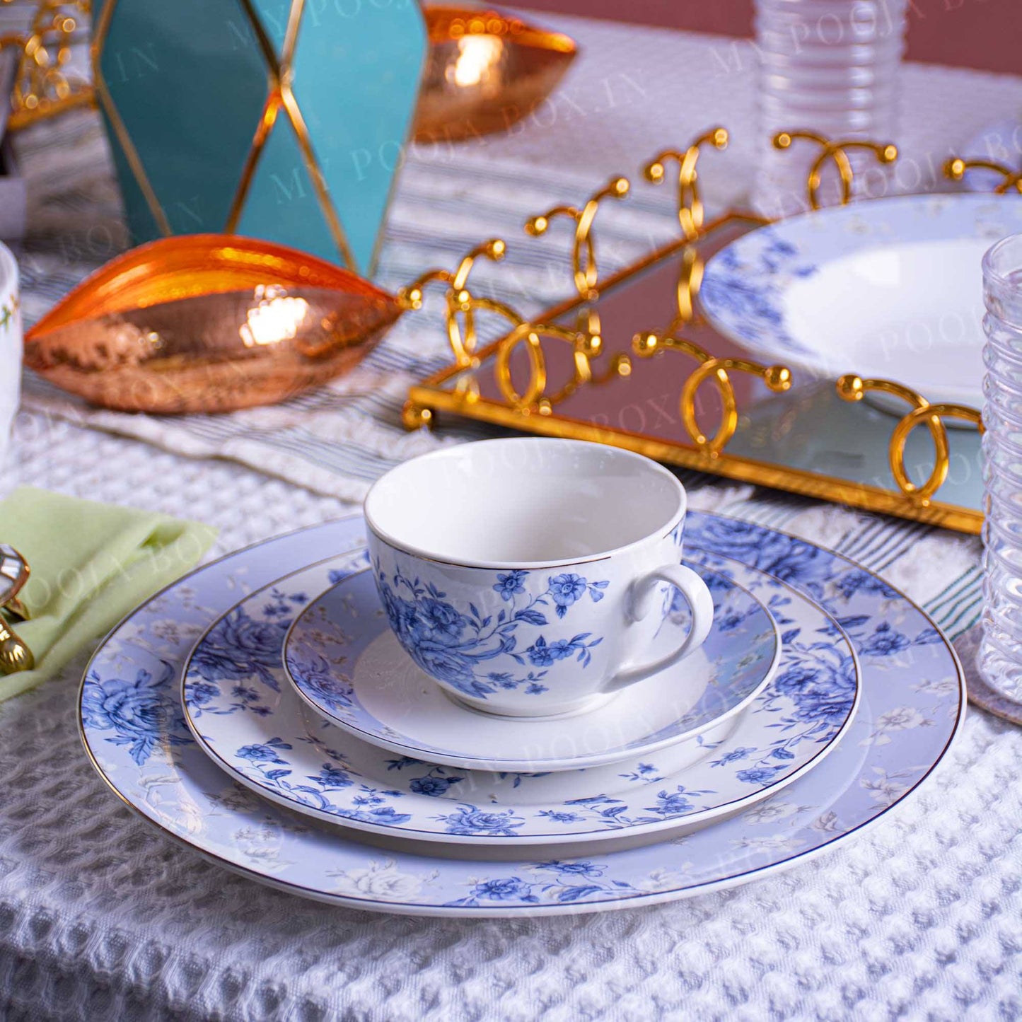 Royal Arch Dinner Set (Sets of 30)
