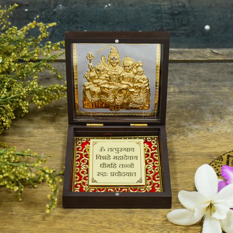 Petite Gold Foil Shiv Parvati Box