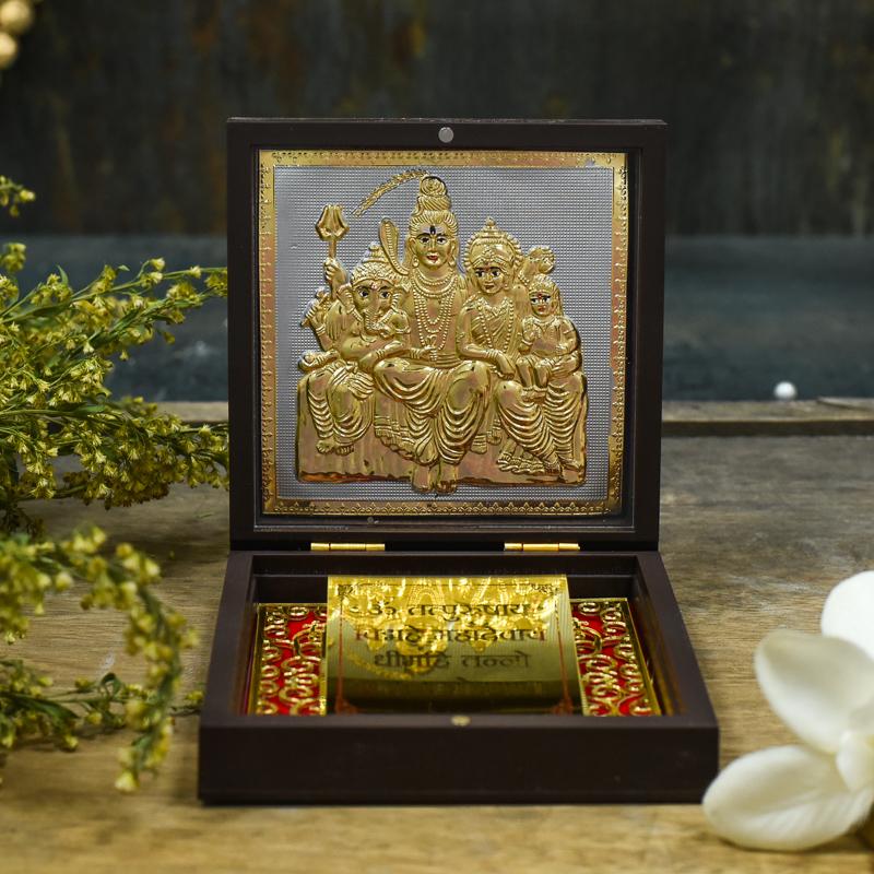 Petite Gold Foil Shiv Parvati Box
