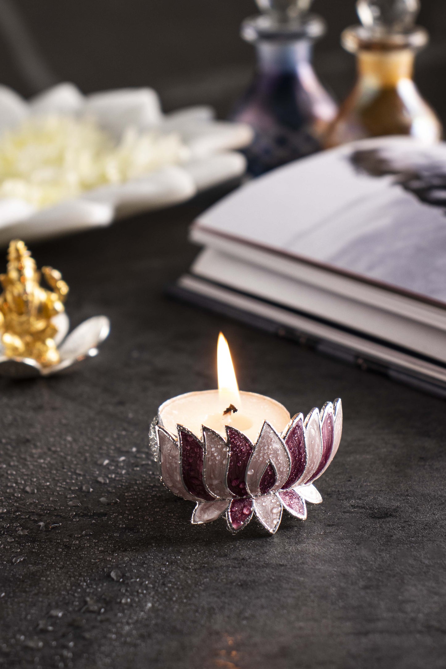Blazing Lotus T-light Holder