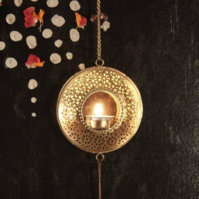 Handcrafted 3-Chandramala T-light Holder