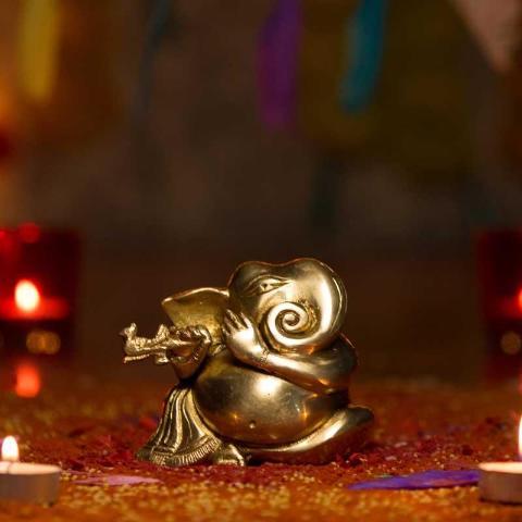 Cute Brass Flute Ganesh