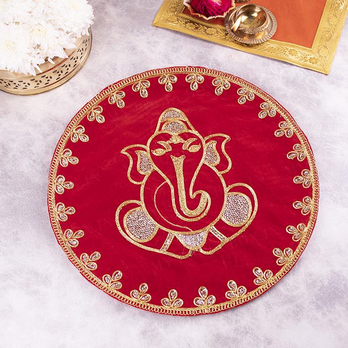 Captivating Ganesha Aasan