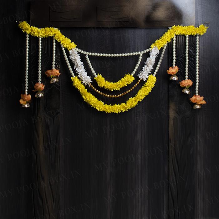 Captivating Door Decor Toran