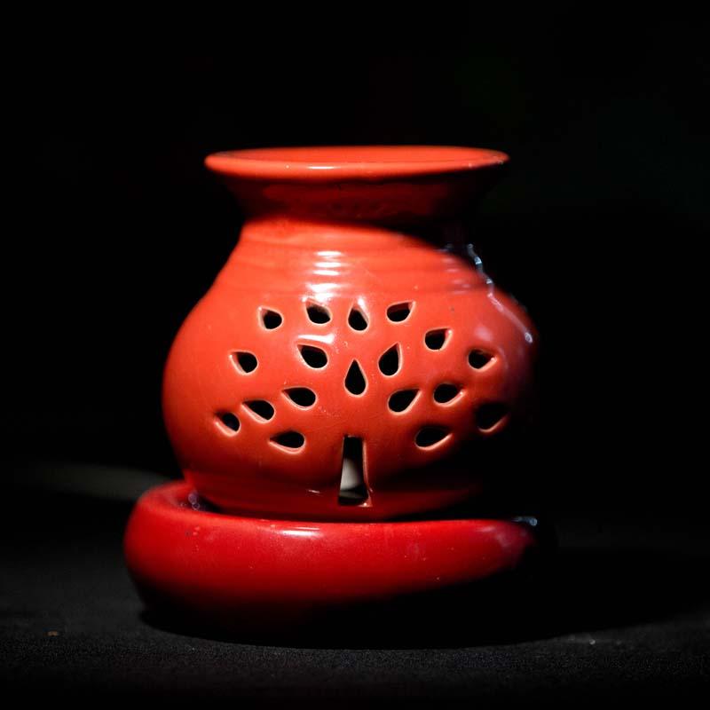 Radiant Red Ceramic Pot Aroma Diffuser