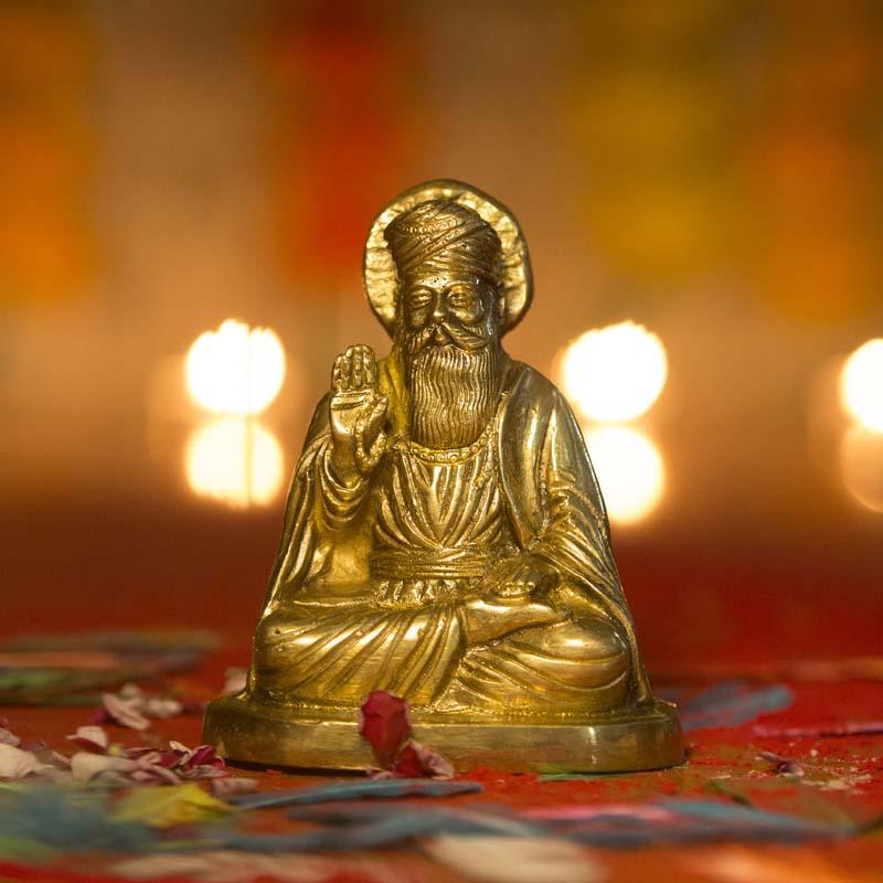 Guru Nanak Idol (Brass)