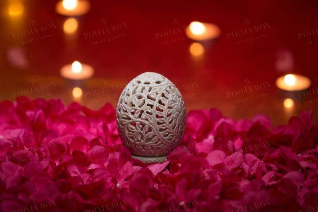 Egg Shaped Candle Holder