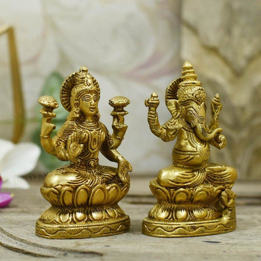 Engaging Laxmi Ganesh Brass Idol Idol