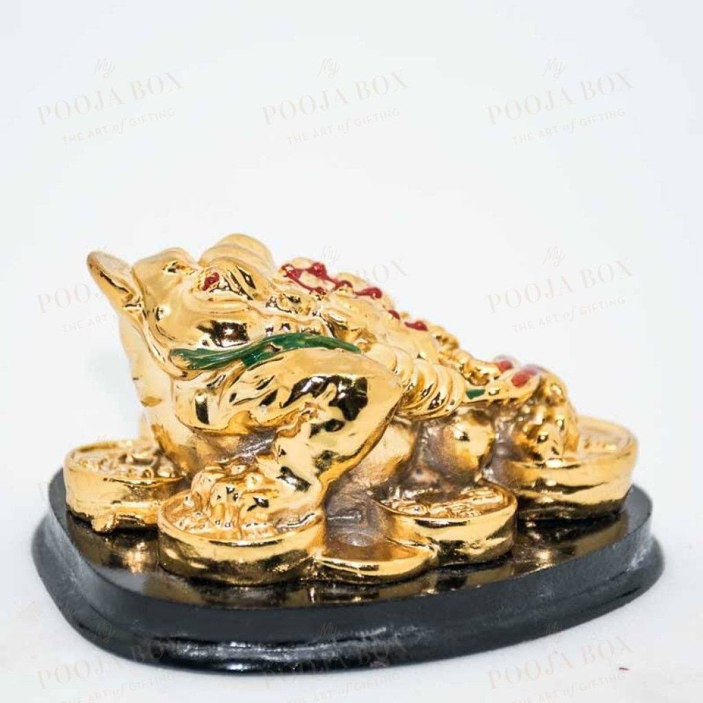 Feng Shui Three Legged Golden Frog For Money And Good Luck