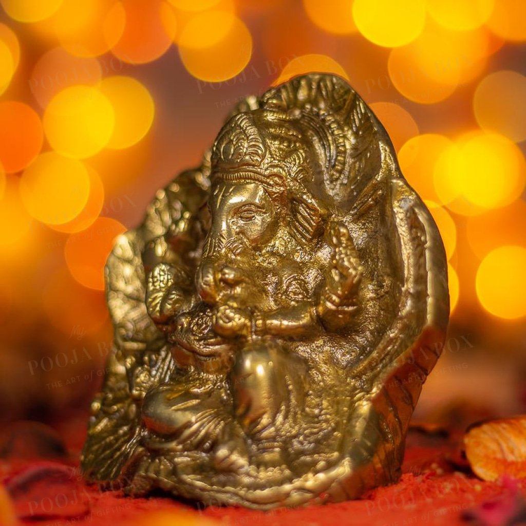 Leaf Ganesha Idols