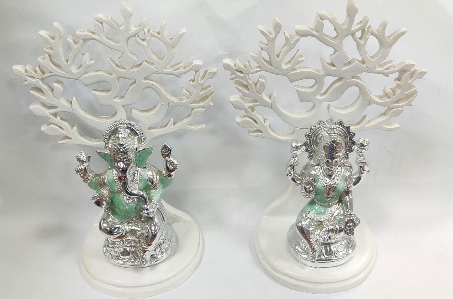 Aesthetic Laxmi Ganesha Idol with Om Design